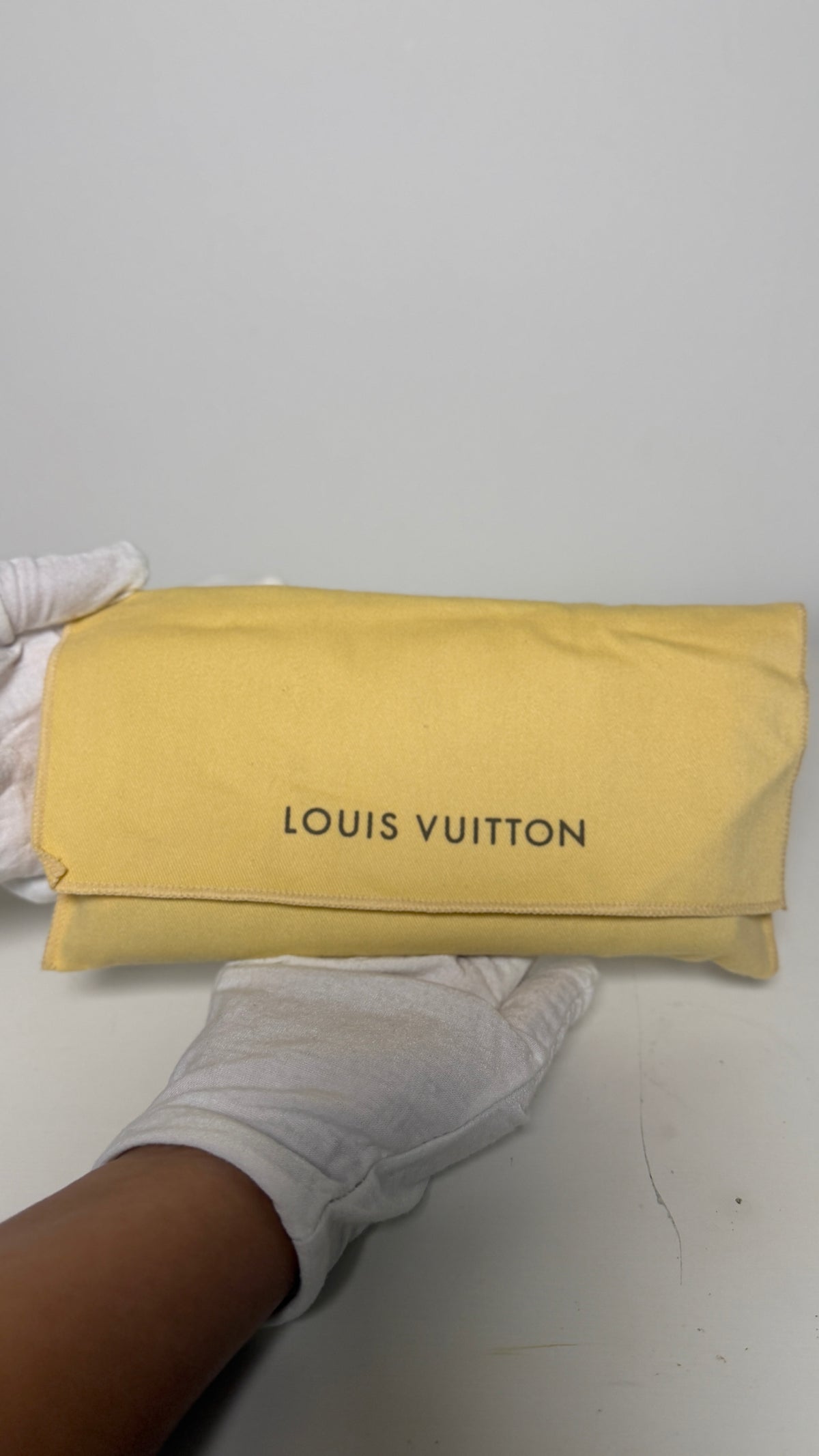 Portefeuille Louis Vuitton Sarah Damier