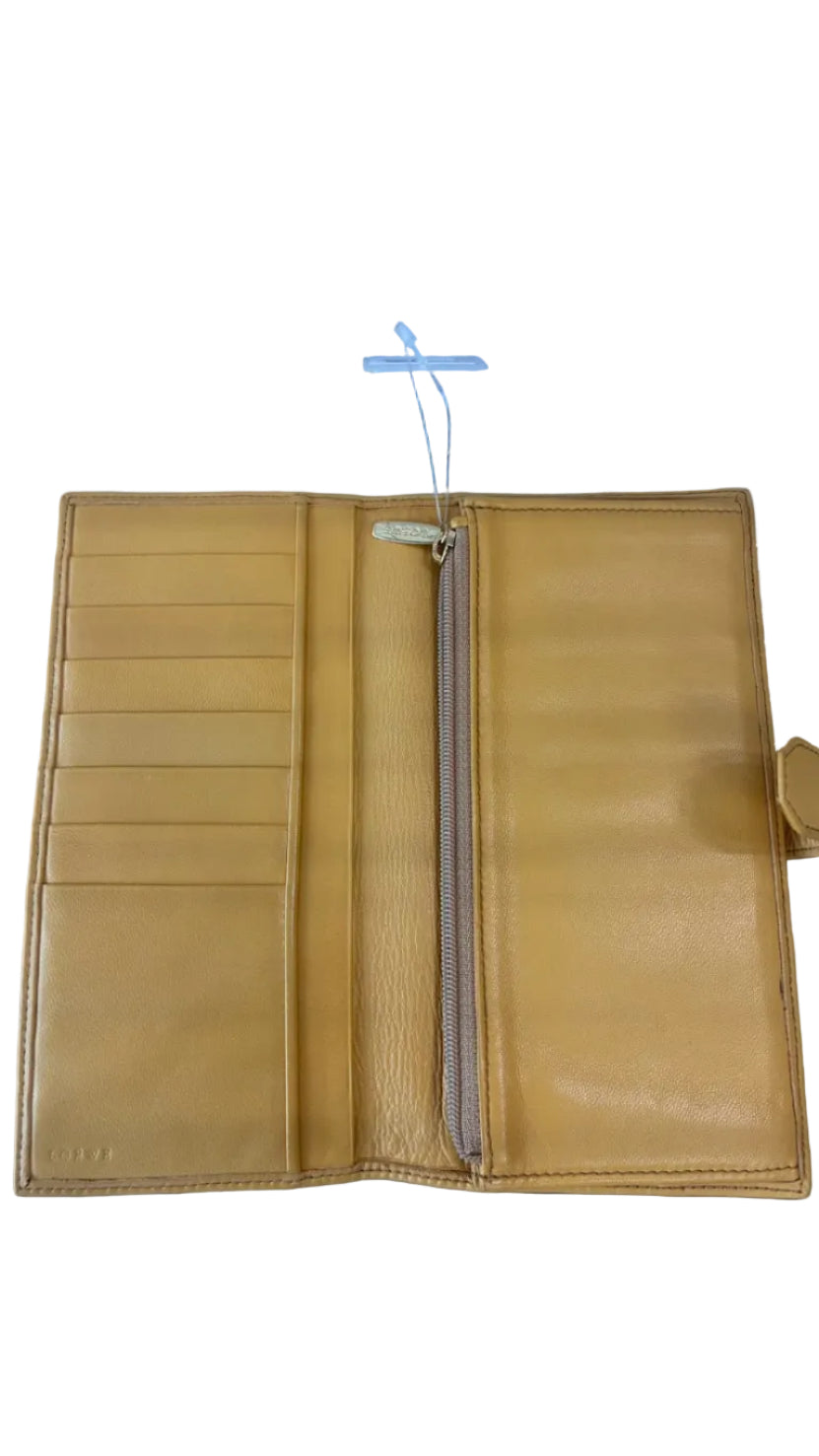 Portefeuille long Loewe en agneau jaune
