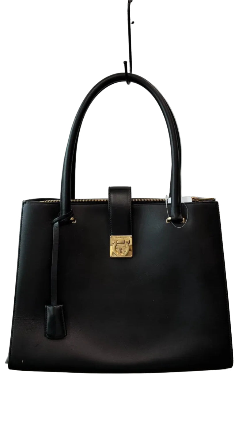 Sac à main Ferragamo en cuir noir