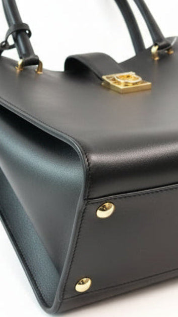 Sac à main Ferragamo en cuir noir